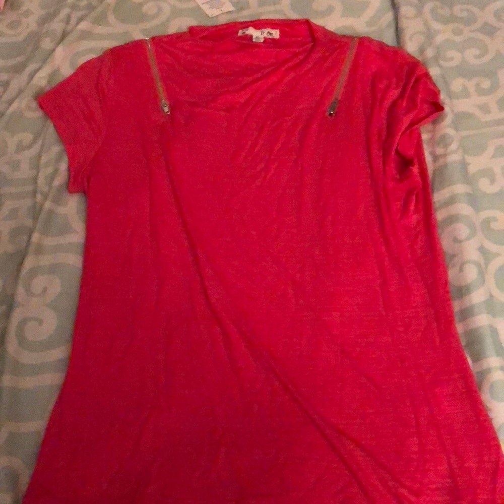 Zipper Tee